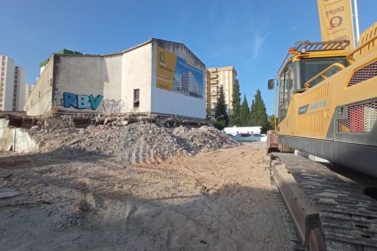 Grupo Q demolición cine dellicias